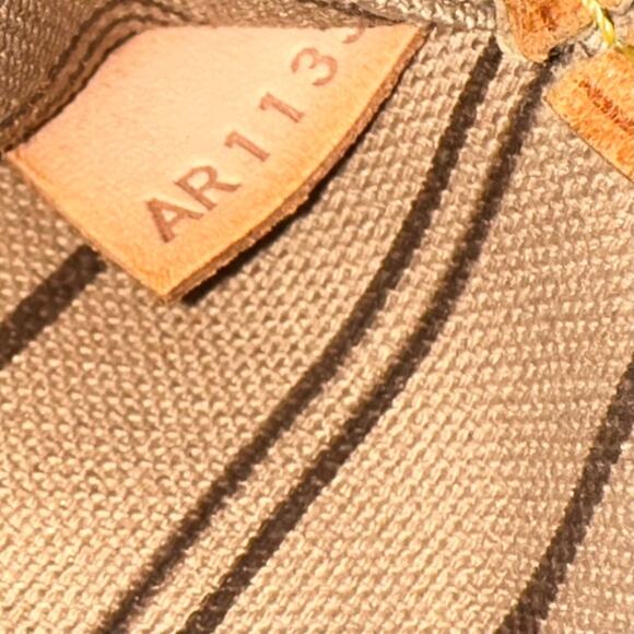 Louis Vuitton Neverfull PM Monogram Tote Bag - Picture 16 of 16